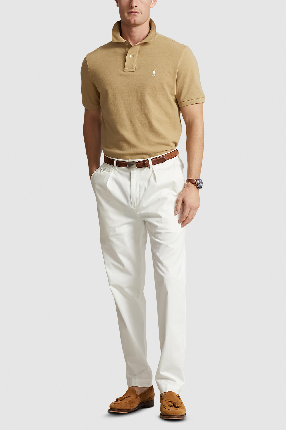 תמונת כל הלוק של חולצת פולו